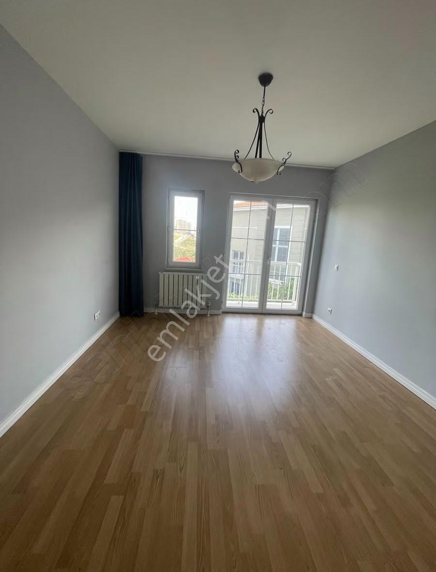 Bahçeşehir Eston Şehir 3 Kiralık Emsalsiz Dublex 3+1 Villa - Görsel 24