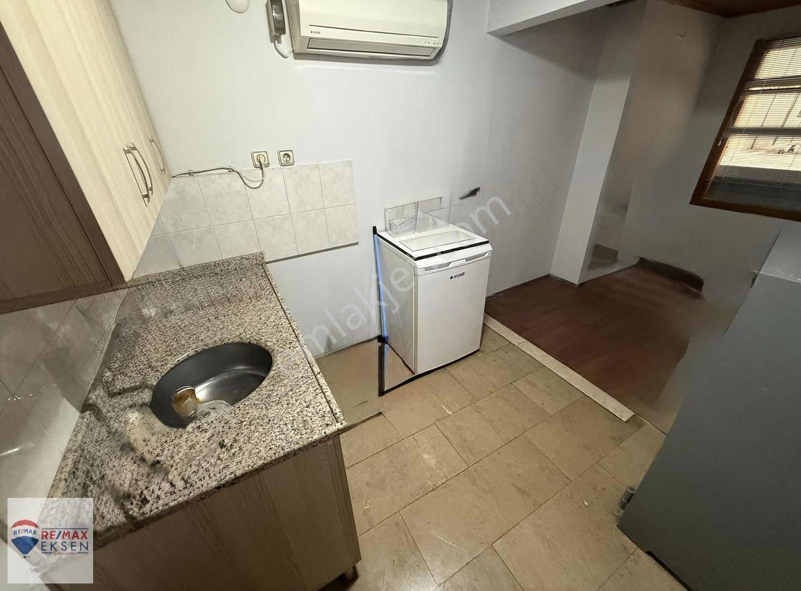 Dudullu Osb Des Sanayi Sitesi 365 M2 Vinçli Kiralık Dükkan - Görsel 12