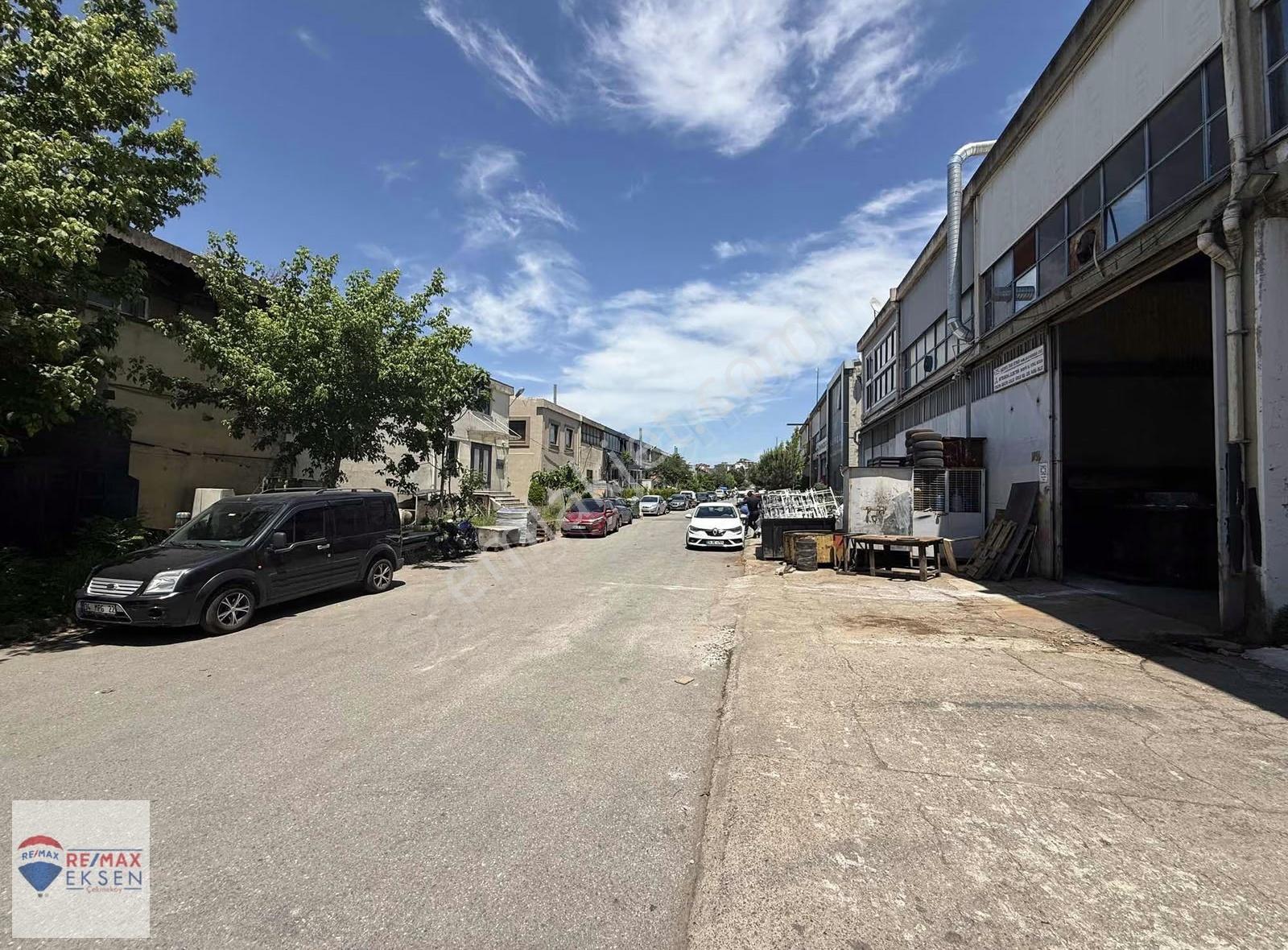 Dudullu Osb Des Sanayi Sitesi 365 M2 Vinçli Kiralık Dükkan - Görsel 6