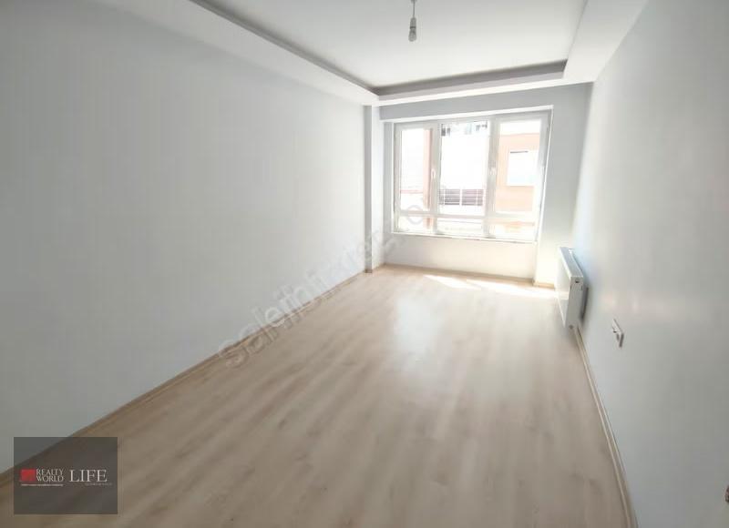 Rw Lıfe // Gökmeyden Mh. Asansörlü Balkonlu 2+1 Satılık Daire - Görsel 4