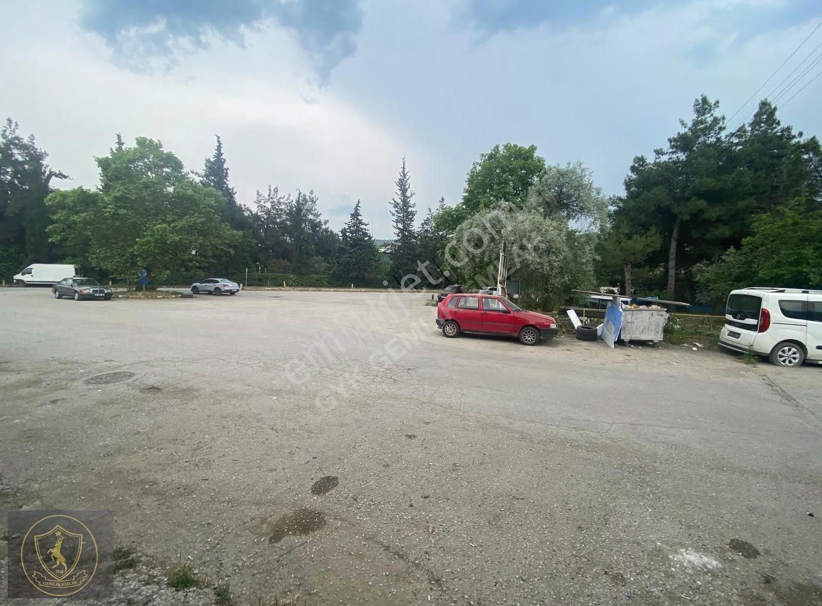 Gemlik Sanayi'de Önü Açık Kiralık Dükkan 320m² - Görsel 13