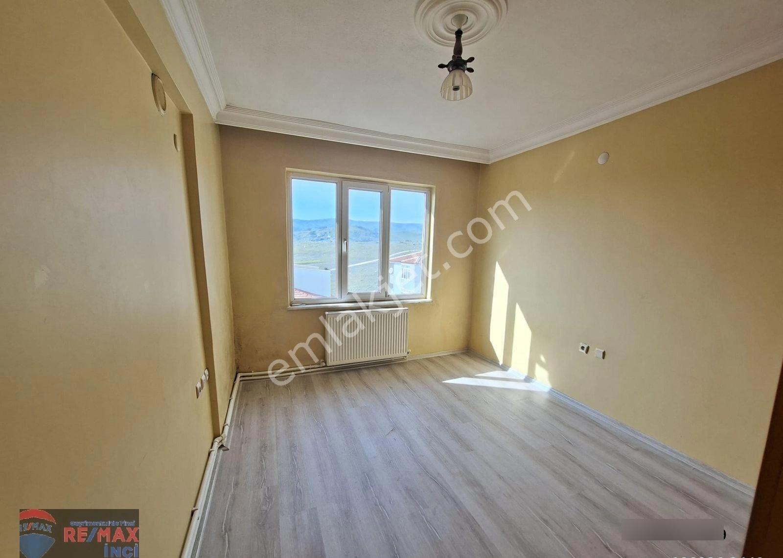 Re/max İnci'den Toygar Mah. Site İçinde 2+1 Kiralık Daire - Görsel 3