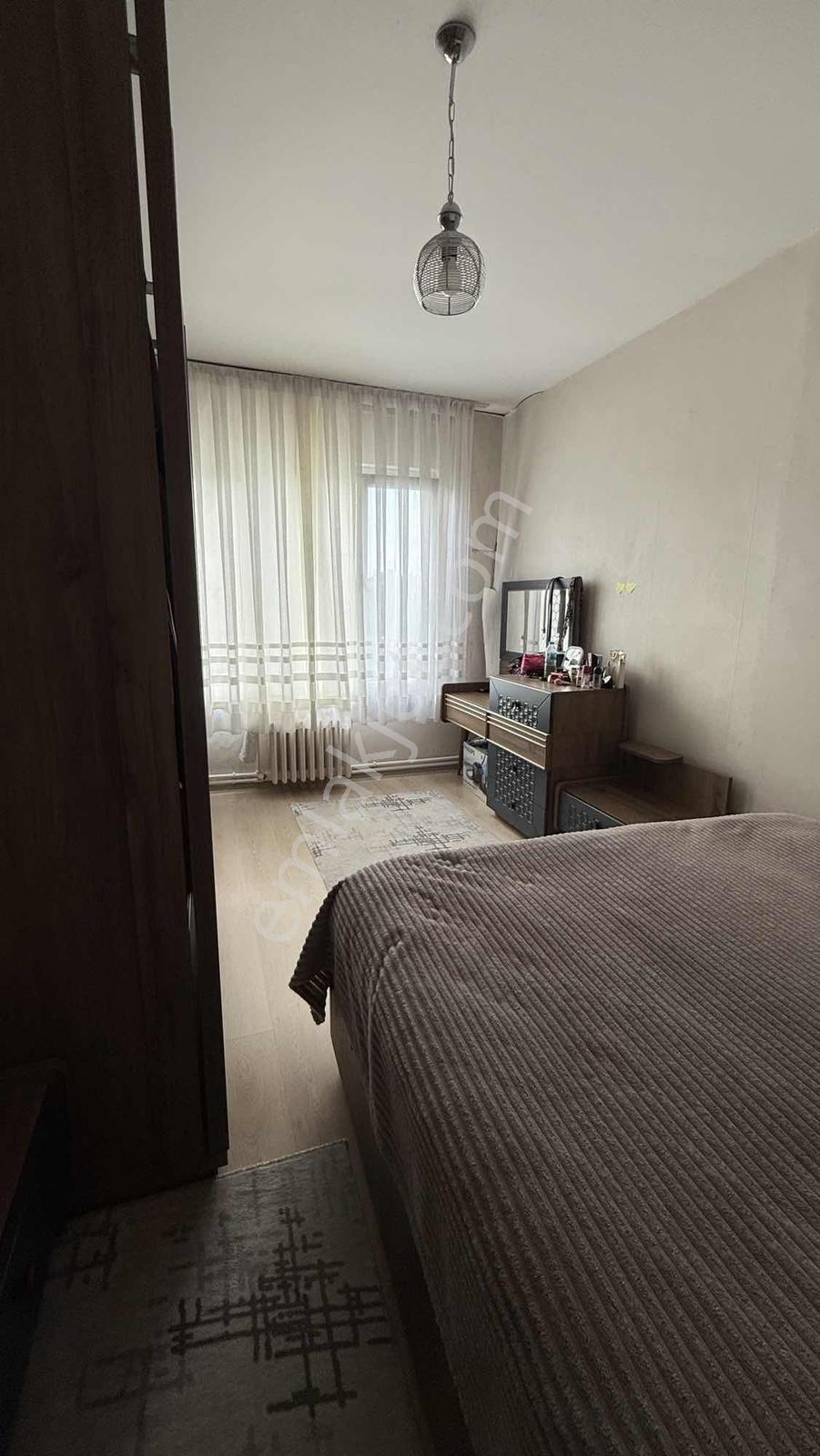 Tarcanlardan Koca Sinanda Ana Cadde Üstü Satılık 3+1 Daire - Görsel 5