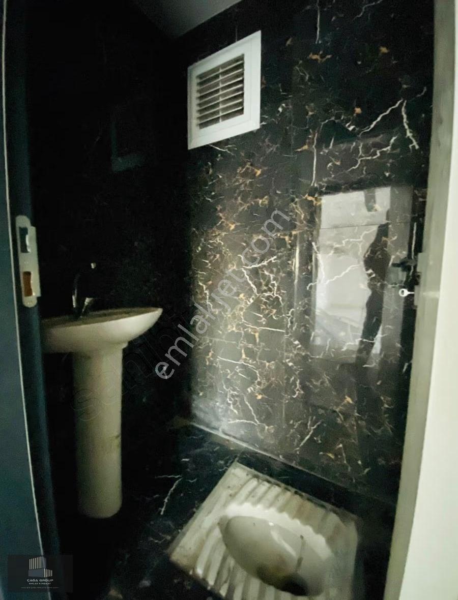 Akdenizşifa Hastanesi Yakını 1 Yıllık Asansörlü 1.kat 2+1 100 M² - Görsel 13