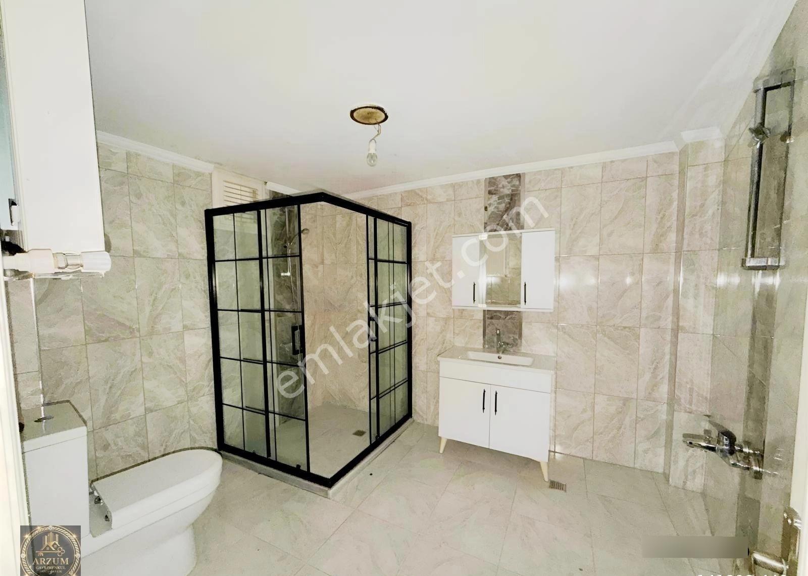 Merzifon Cumhuriyet Caddesinde Çarşıda 2+1 Kiralık Daire - Görsel 15