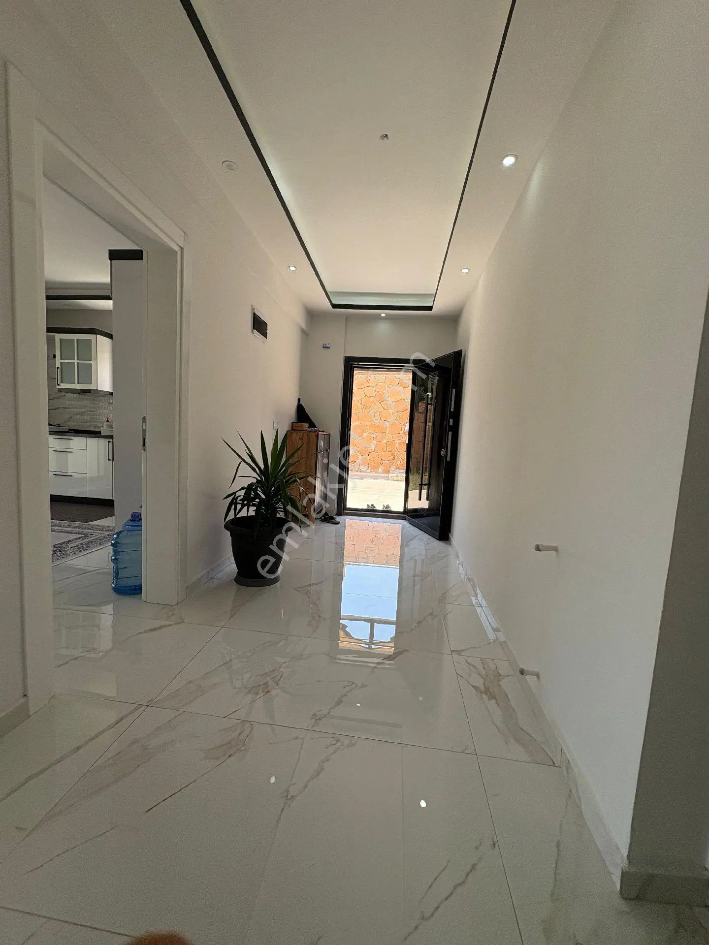 Didim Yeşiltepe'de 700 M² Arsa İçinde Havuzlu Tam Müstakil Villa! - Görsel 11