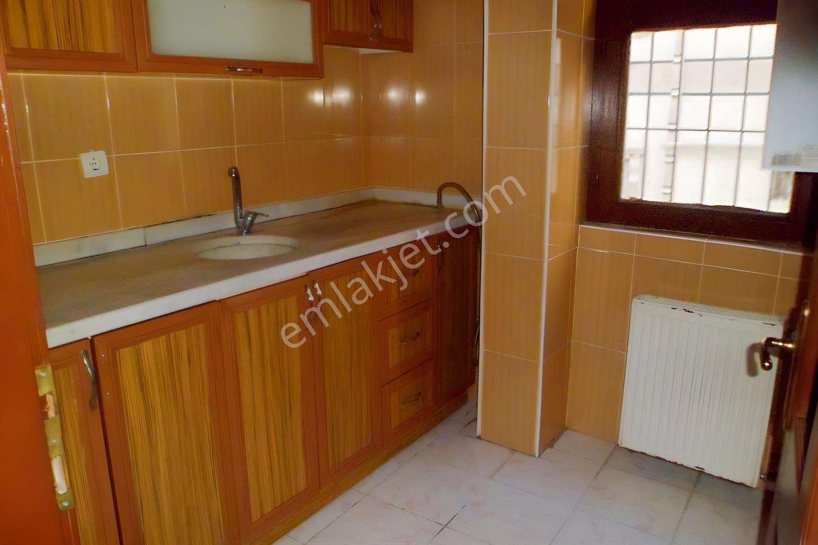 Etimesgutta Satılık 2+1 Daire Mansuroğlu Emlaktan