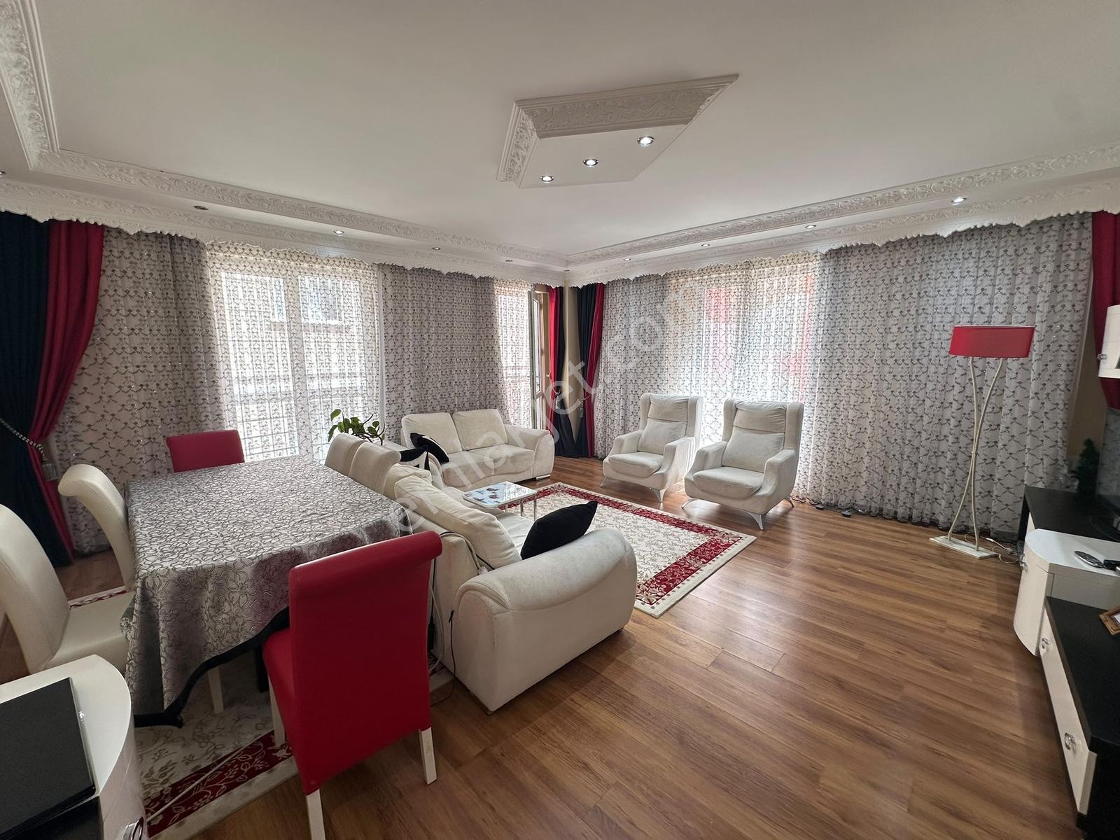 Pendik Yayalar Mahallesi'nde 155 M² Ferah Aileye Uygun 3+1 - Görsel 15