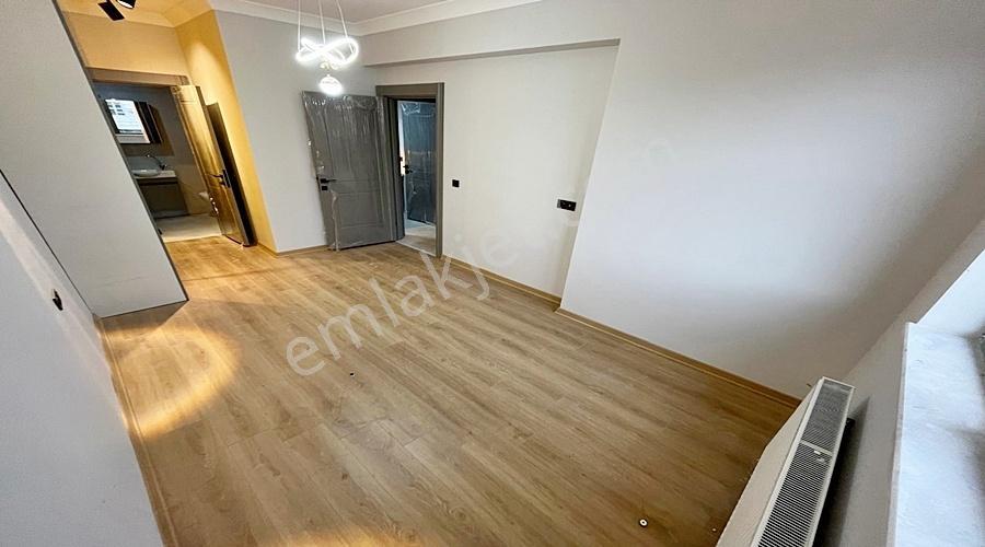 Yenikent Emlak'tan Giyinme Odalı Kombi Petek Takılı Full+full - Görsel 27
