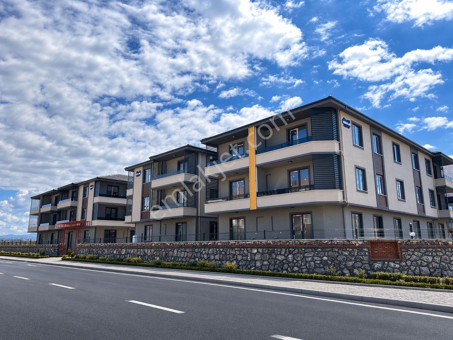 Arslan İnşaat Oturuma Hazır Havuzlu Sitede 2+1 Yazlık 30 Ay Vade - Görsel 20