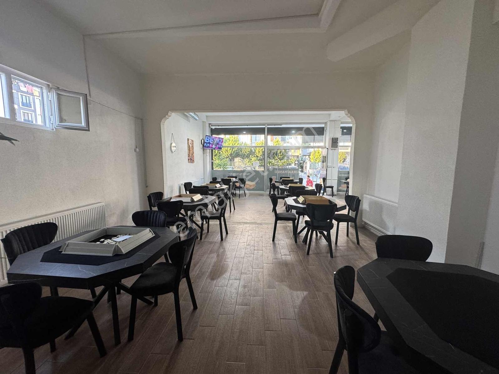 Mavigöl Mh Cumhuriyet Caddesinde Kiralık 100m2 Dükkan Cadde Üstü - Görsel 12