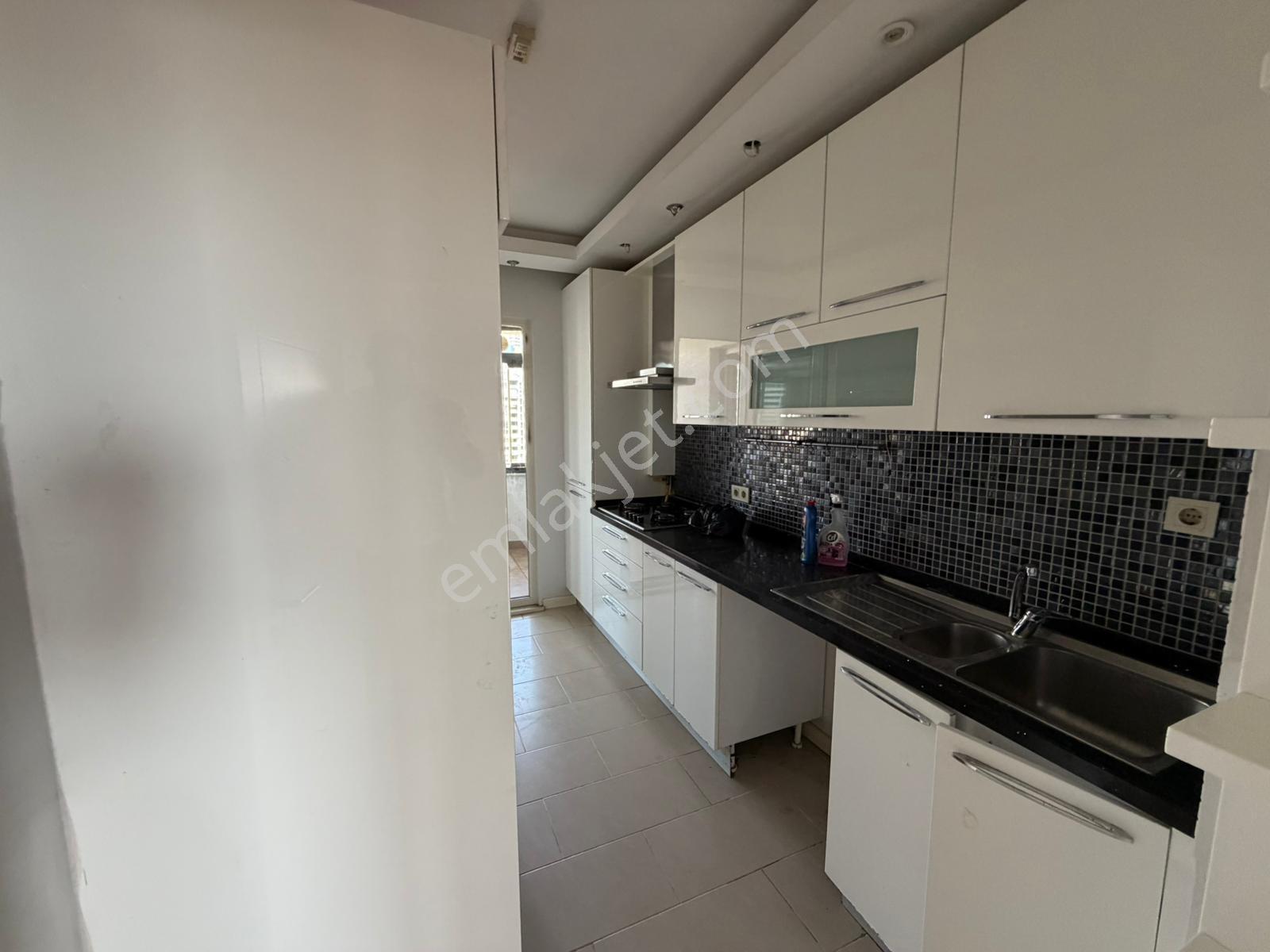 Capitalden Bosphorus City Erguvan Evlerinde 3+1 Boş 134m2 - Görsel 7