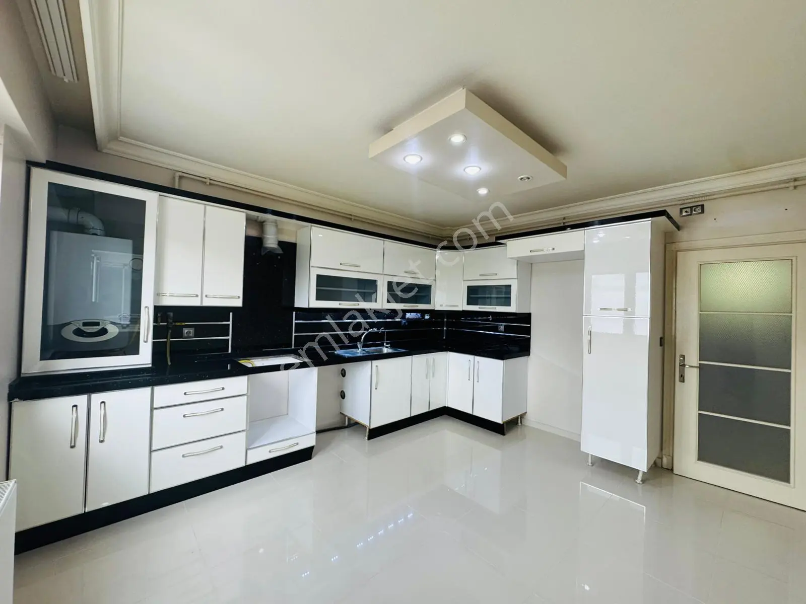 Mer-pa İnş.*** Fevzi Paşa Mah'de/ Kombili/ 145m²/ 3+1/öncephe. Daire