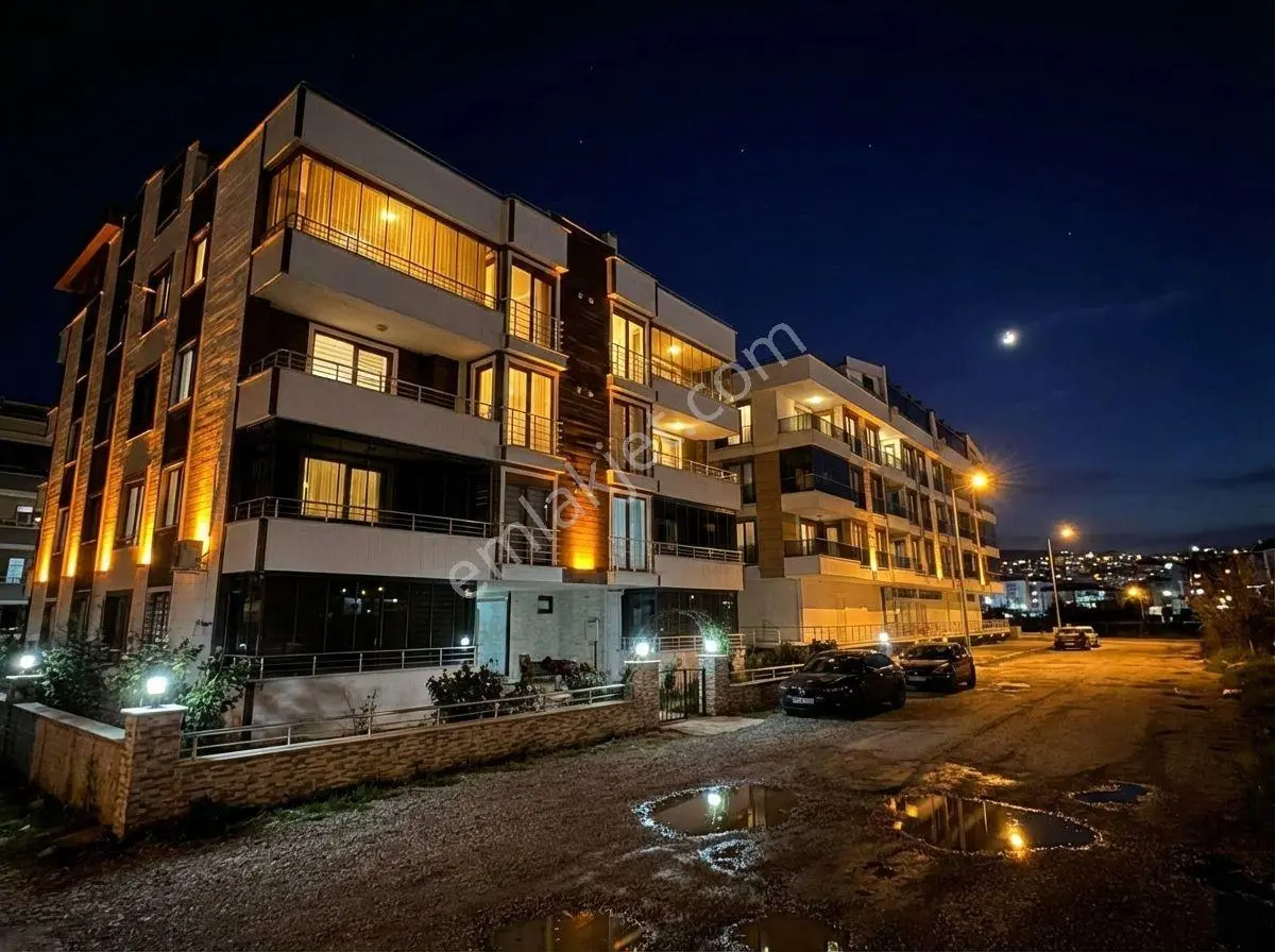 Yüksel'den Altınkumda Çift Teraslı Ebeveyn Banyolu Lux 4+1dublex