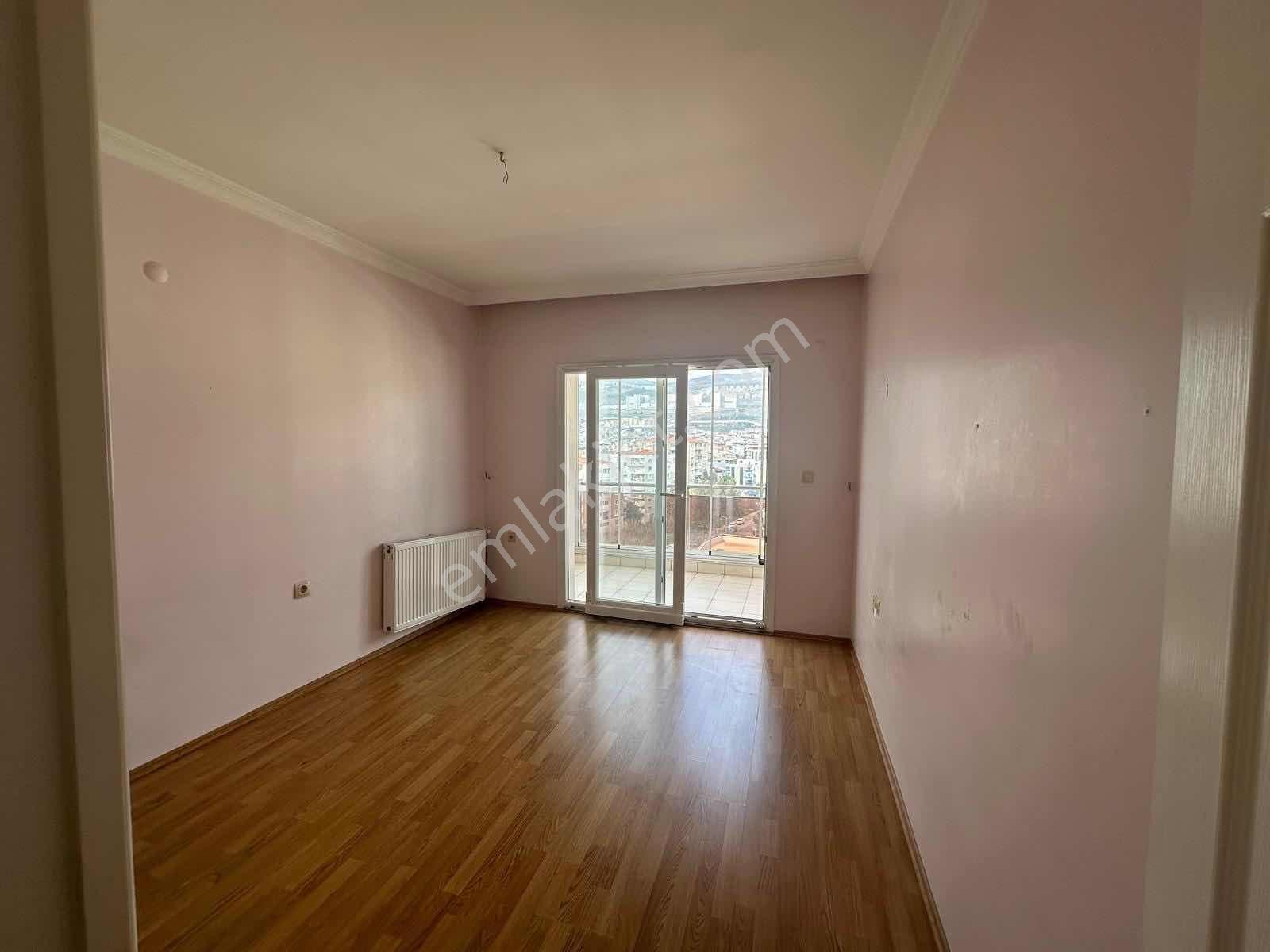 Bayraklı Osmangazi Mah Opet Arkası 3+1 Kiralık Köşe Daire - Görsel 5