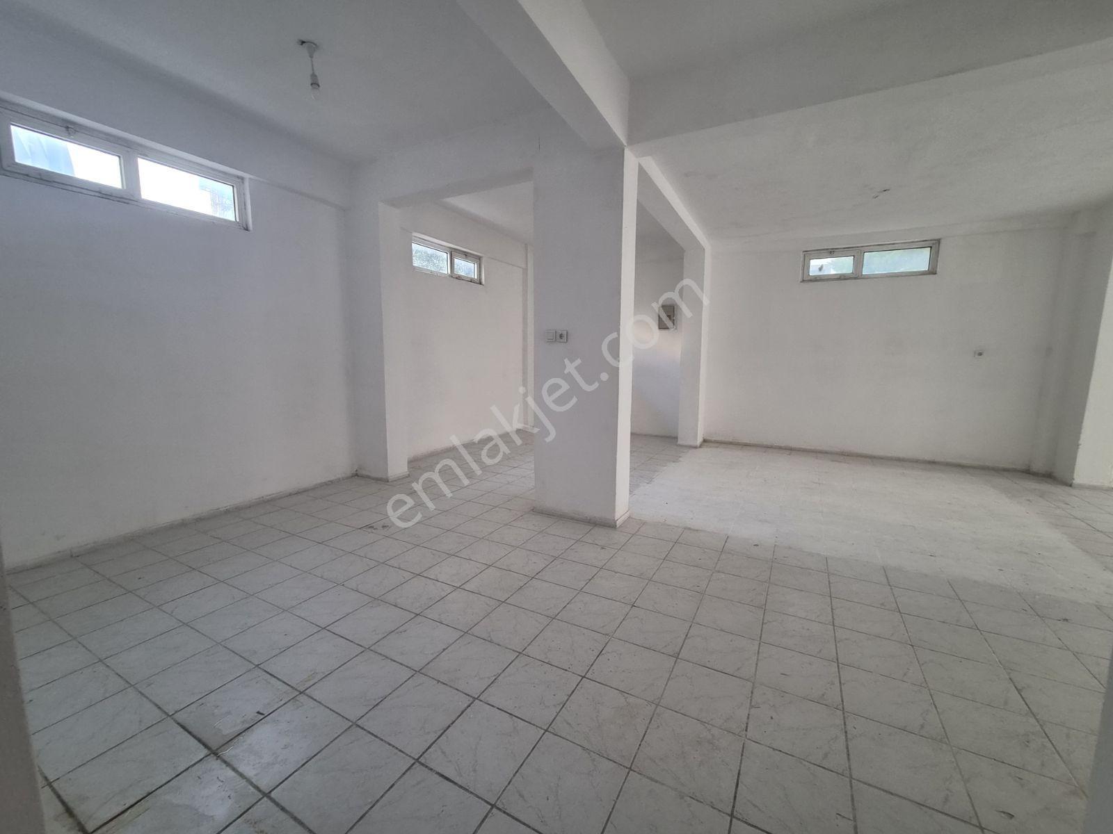 Akçay Yasa Arkası 170 M² Kurumsala Uygun Satılık İş Yeri - Görsel 7