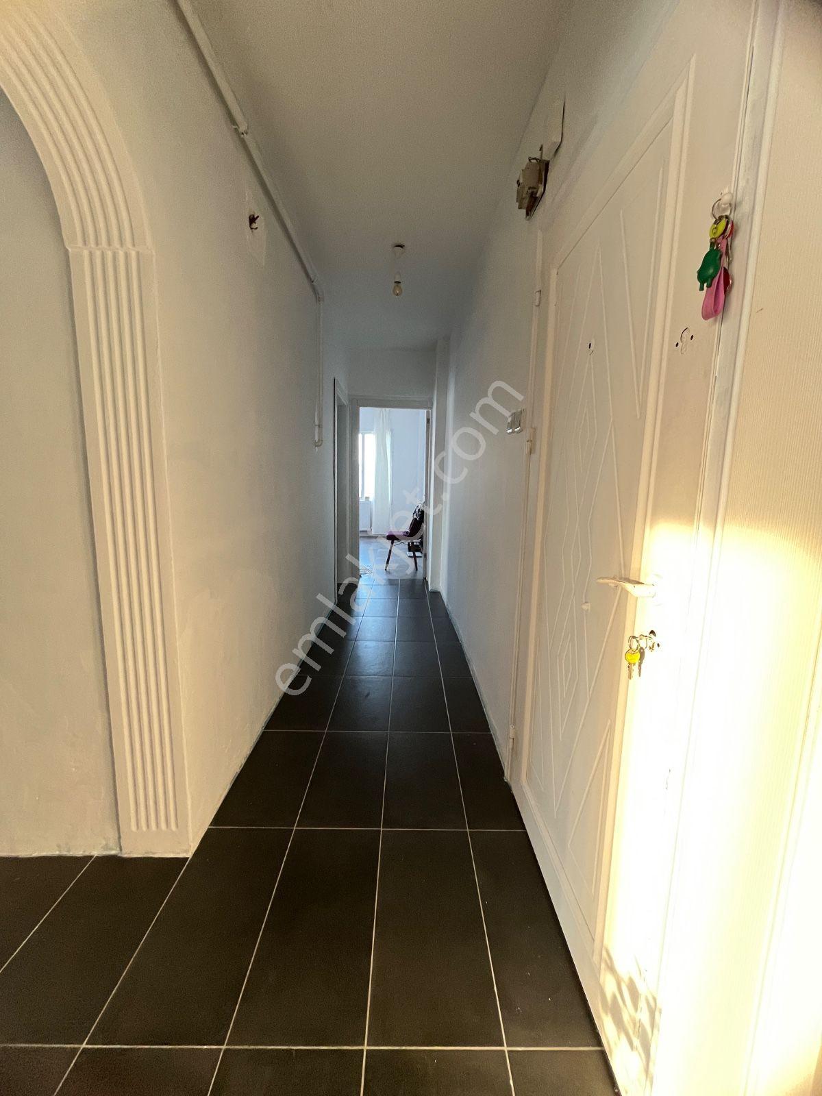 Sahibinden Merkezi Konum Denize Yakın Sakin Muhitte Cazip Fiyatlı Aslankent Sitesinde 2+1 Daire - Görsel 4