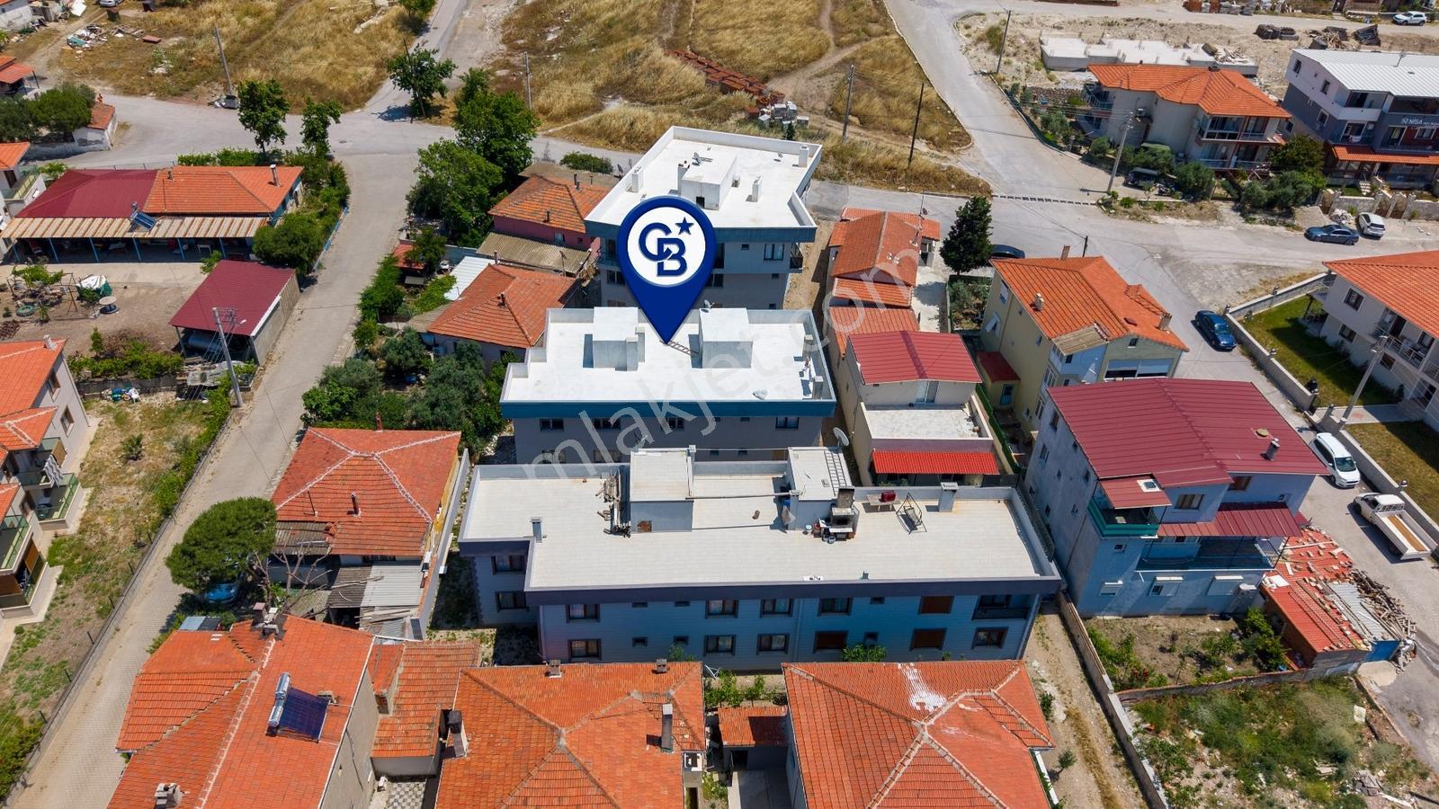 Foça Kazım Dirik Mah. Satılık 2+1 Bahçe Katı Daire - Görsel 22