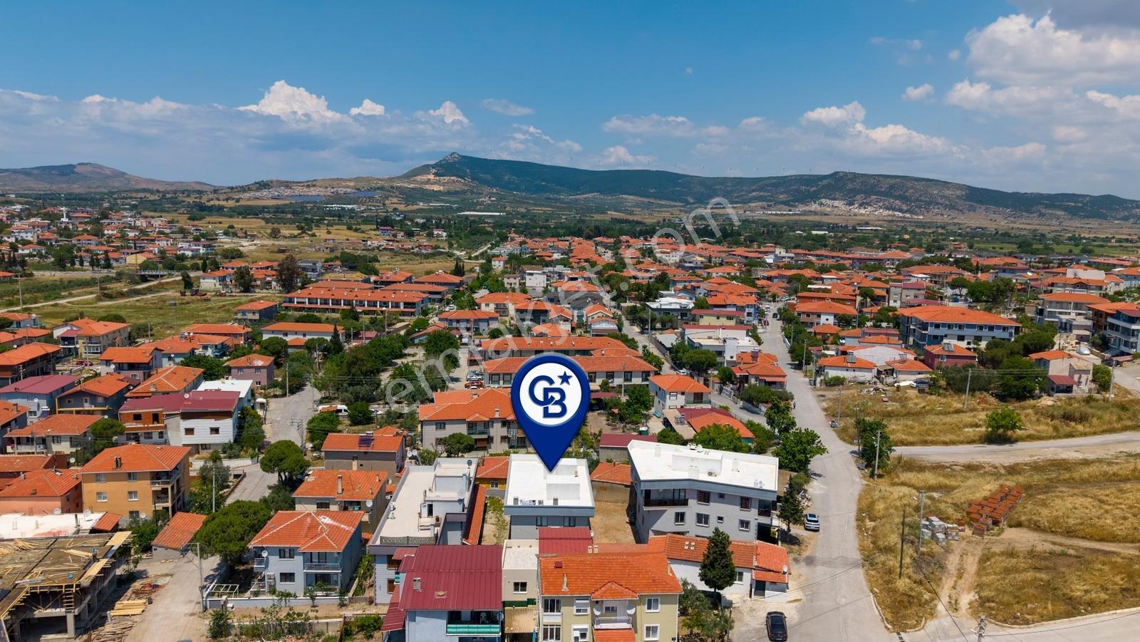 Foça Kazım Dirik Mah. Satılık 2+1 Bahçe Katı Daire - Görsel 25