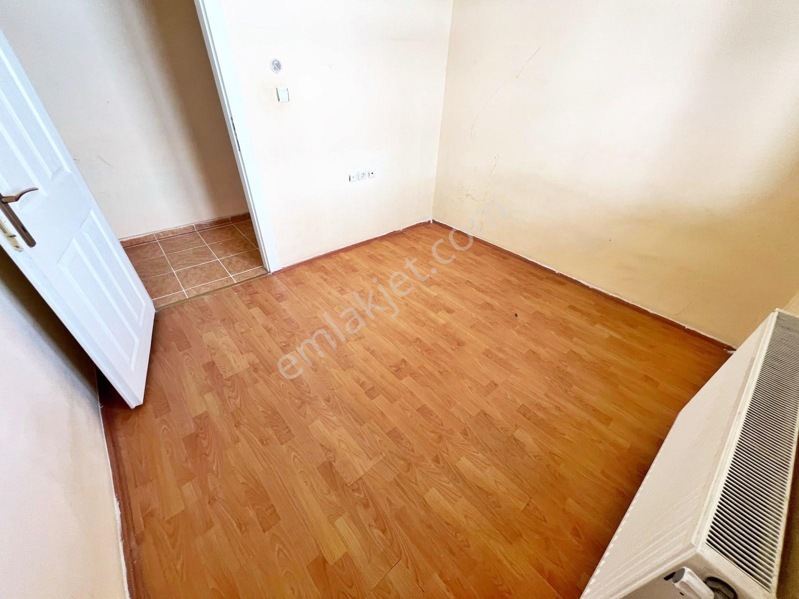 Gamze Emlak'tan Malazgirt'te 125m² Çift Geniş Balkonlu Ara Kat! - Görsel 16