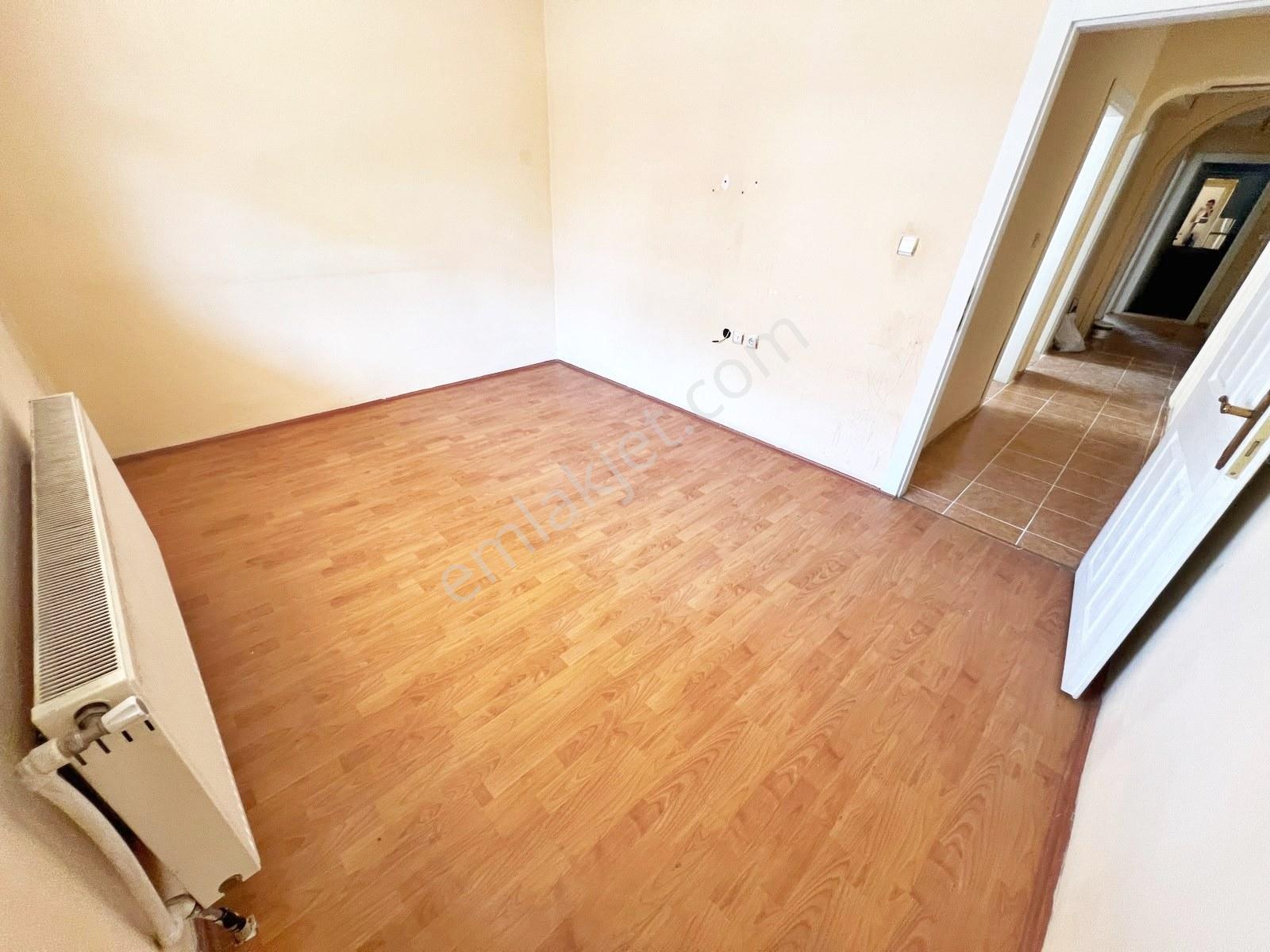 Gamze Emlak'tan Malazgirt'te 125m² Çift Geniş Balkonlu Ara Kat! - Görsel 22