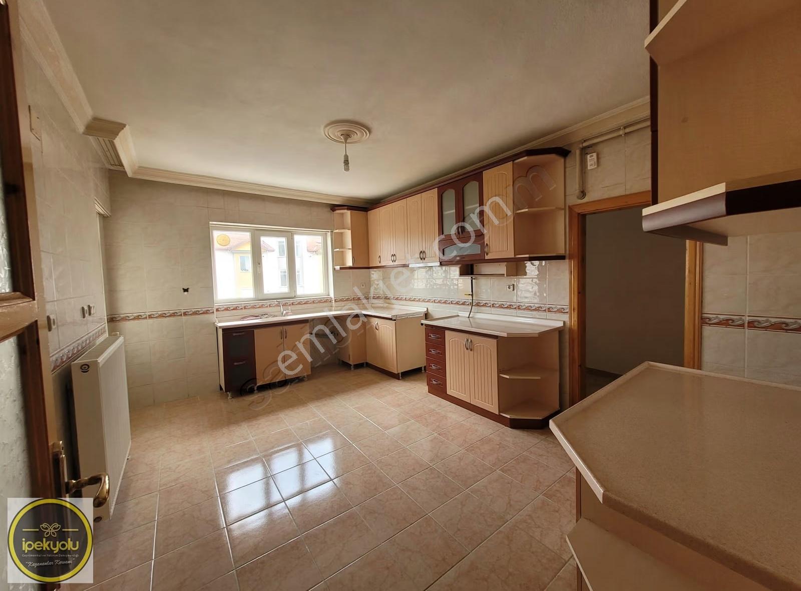 İpekyolu Gayrimenkulden İpekyolu Sitesinde 3+1 Kiralık Daire - Görsel 28