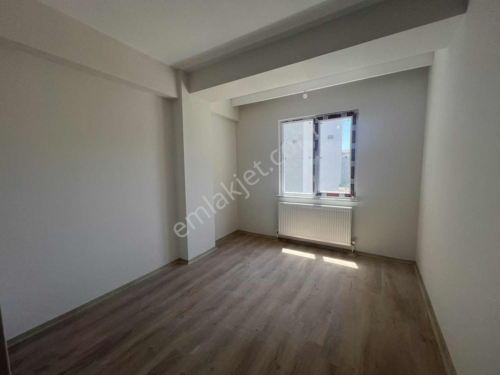 Kapaklı Yunus Emre Mahallesinde 2+1 Ara Kat Sıfır Daire - Görsel 18