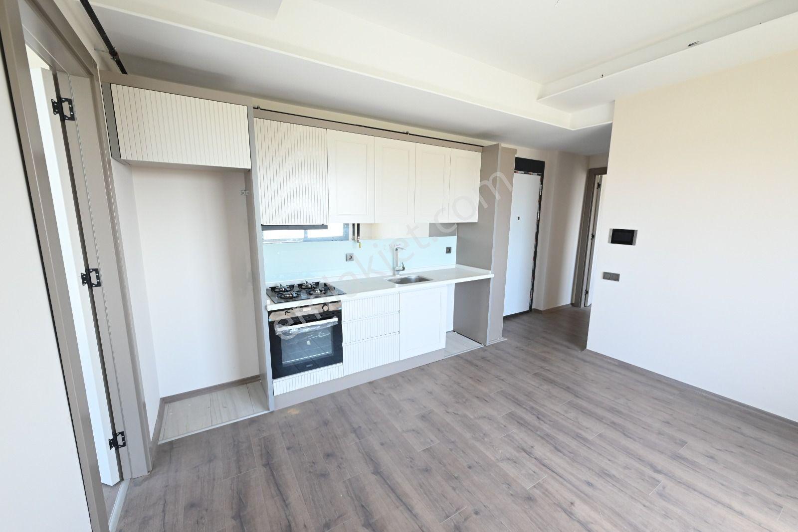 Üstünkent'ten Fuatmorel'in Kalbinde Kiralık 1.5+1 Modern Daire - Görsel 16