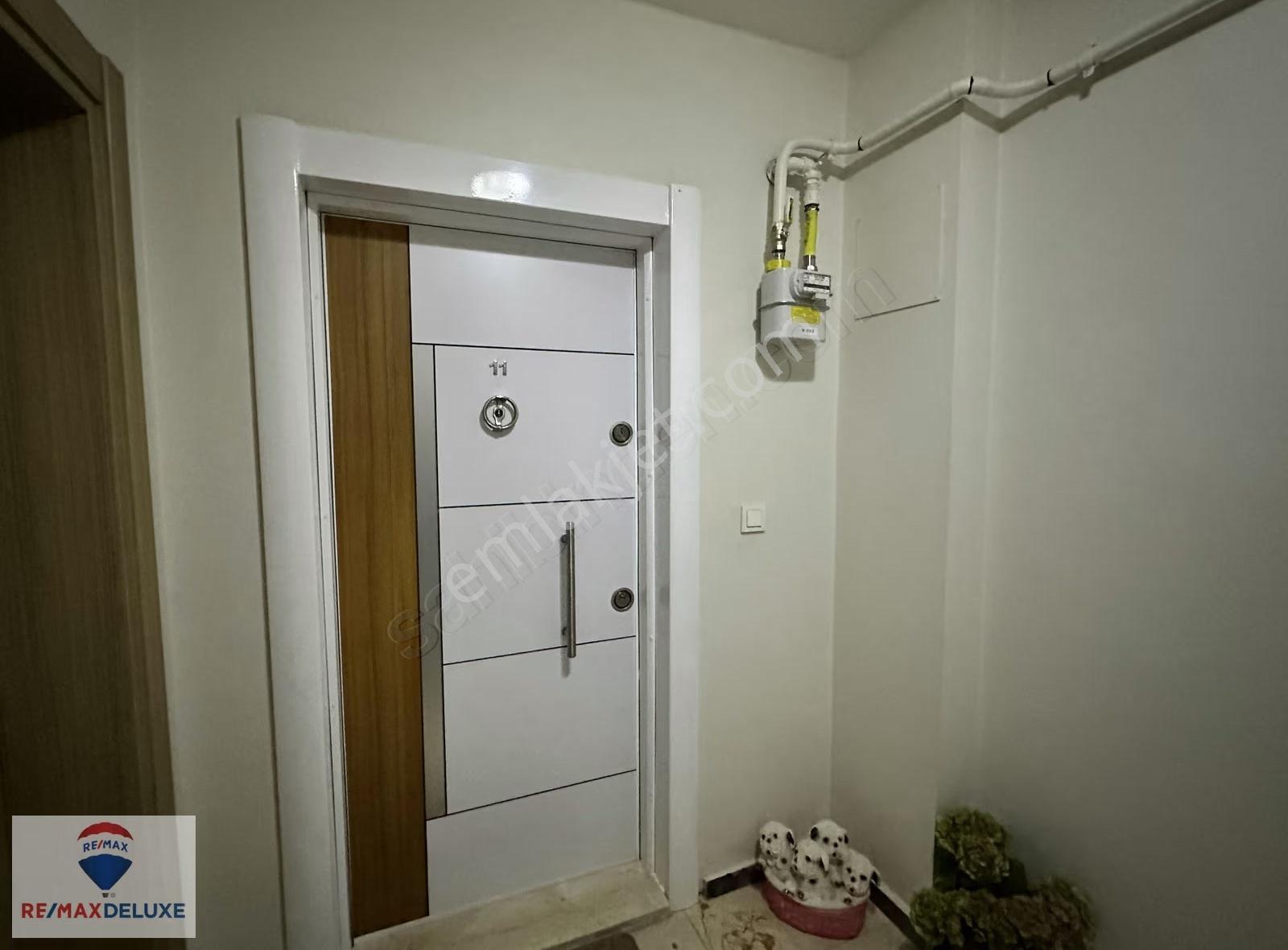 Mükemmel Manzaralı Sıfır Daire Ayarında Satılık 3+1 Daire - Görsel 11