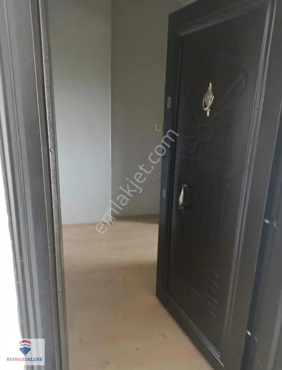 Başiskele Yeşilyurt Mahallesinde Kiralık 2+1 Arakat Daire - Görsel 4
