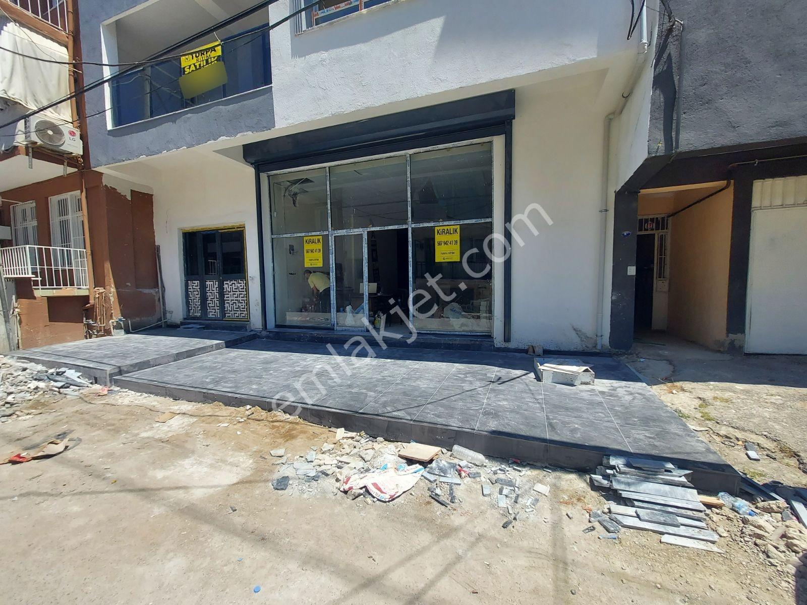 Bayraklı Alpaslan Mah. Her İşe Uygun 270 M2 Kiralık Dükkan !!! - Görsel 2