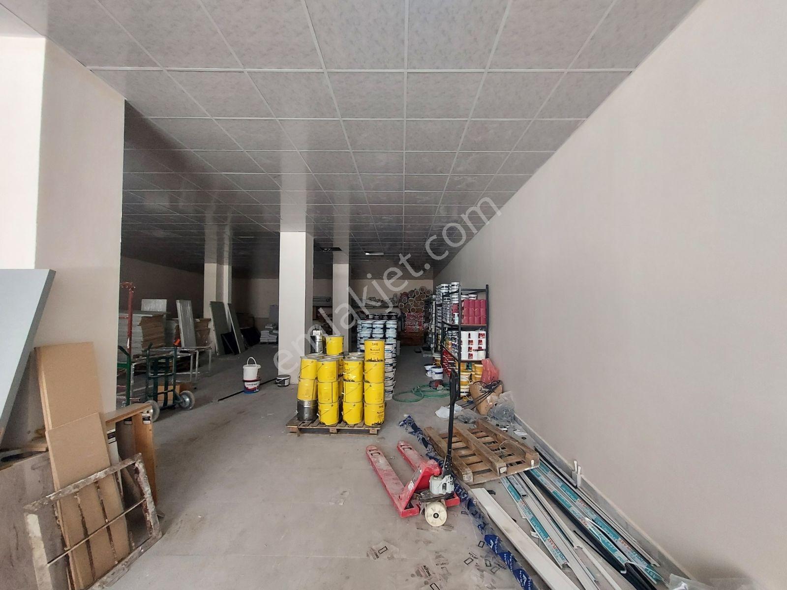 Bayraklı Alpaslan Mah. Her İşe Uygun 270 M2 Kiralık Dükkan !!! - Görsel 12