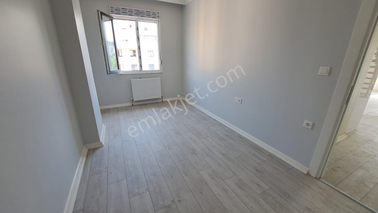Uğur&uzman'dan Çınar'da 2+2 Teraslı Çift Girişli Kiralık Dubleks - Görsel 8