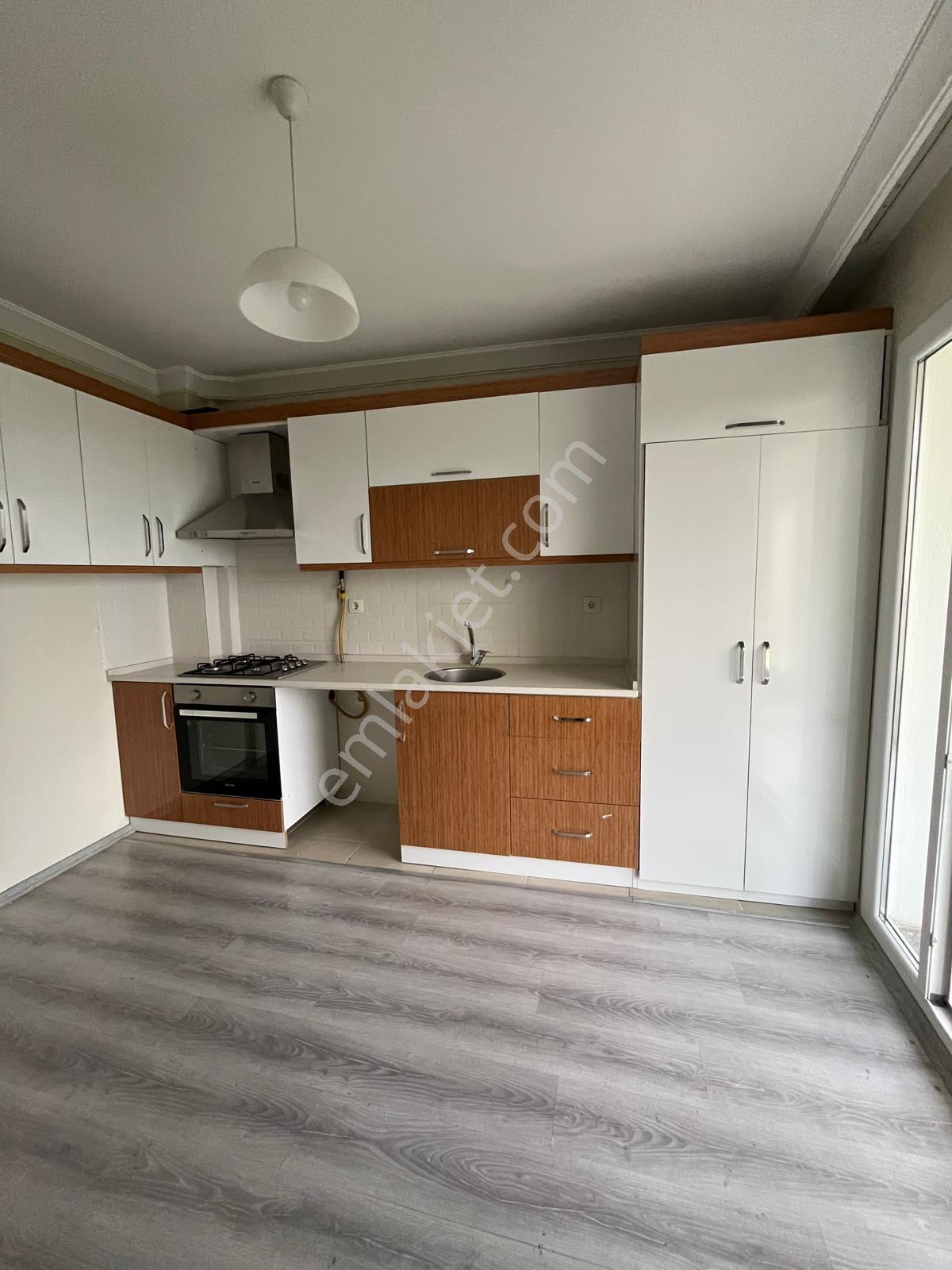 Zenginler'den Ergenekon'da Kiralık 3+1 140m2 Daire !