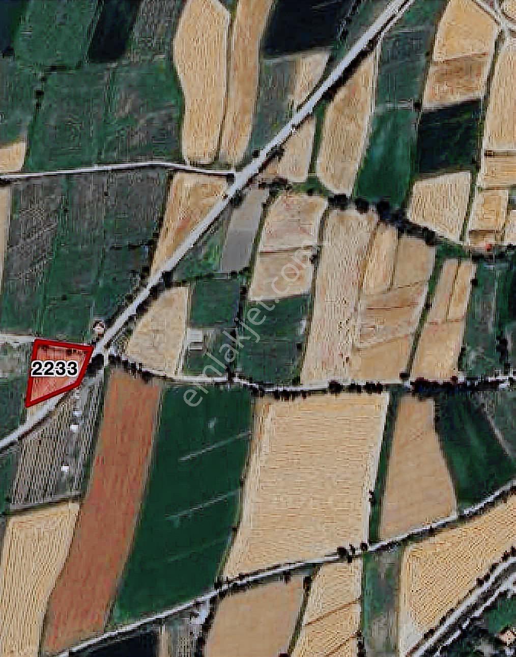 Tek Tapu 3200 Mt Köşe Başı Tarla
