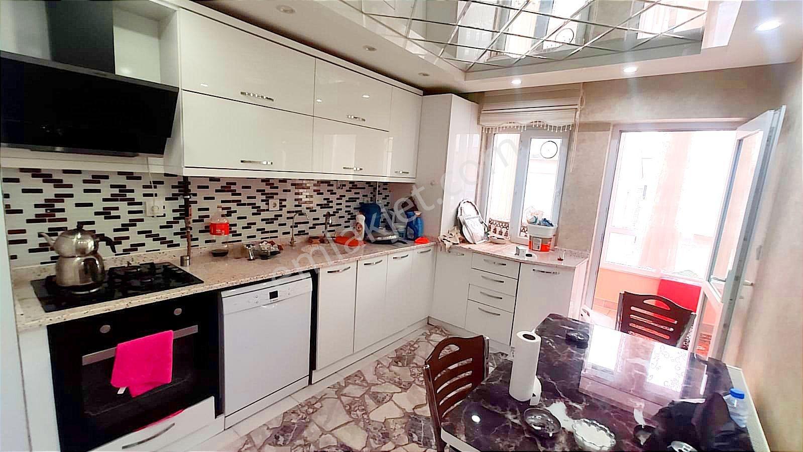 Karahan Emlak'tan Şeyh Şamil Mahallesi'nde 3+1 Full Yapılı Daire - Görsel 20