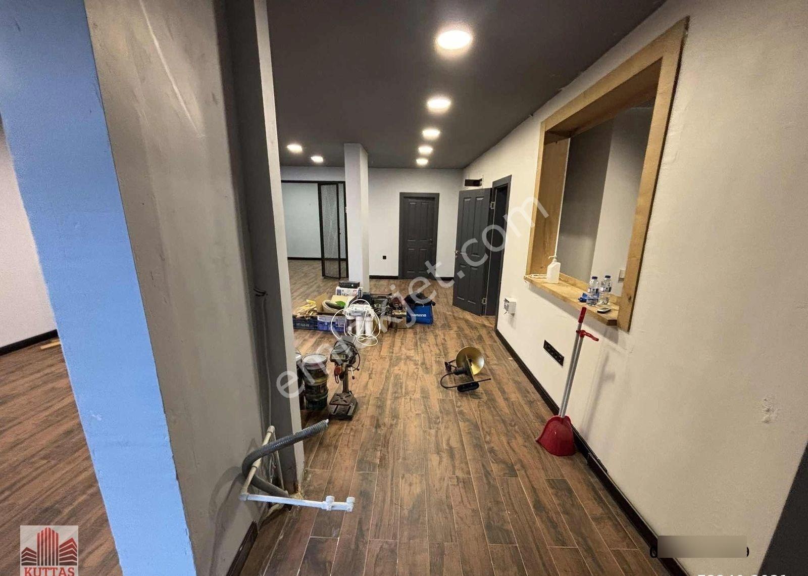 Kuttaş'tan Ayrancı Tomurcuk Sokak Köşe Başı Kiralık Dükkan - Görsel 3