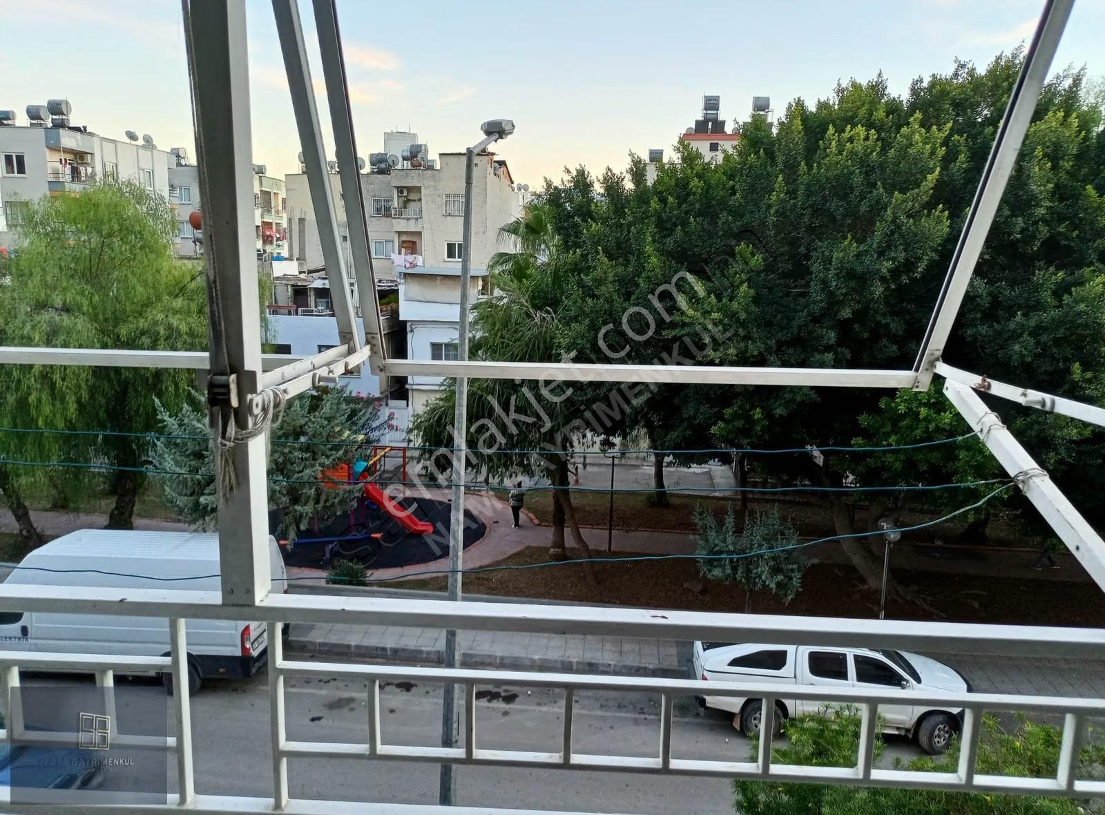 Osmaniye Mh. Merkezi Konumda, Geniş 4+1 Satılık Daire - Görsel 2