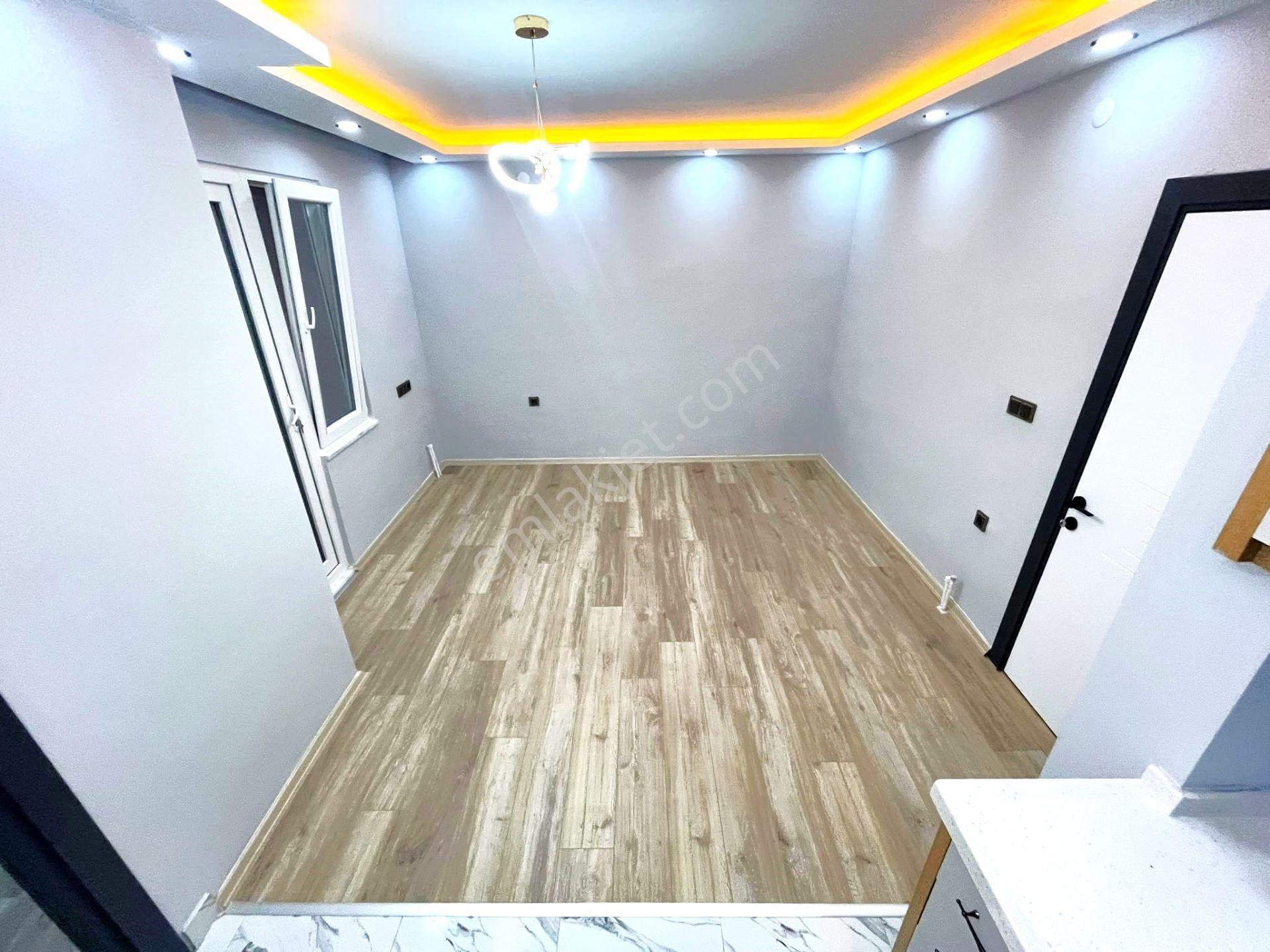🔊altınoluk Merkez'de🔊aygül'den🔊 Denize Yakın Yüksek Krediye Uygun Giyinme Odalı 2+1 Satılık Daire - Görsel 7
