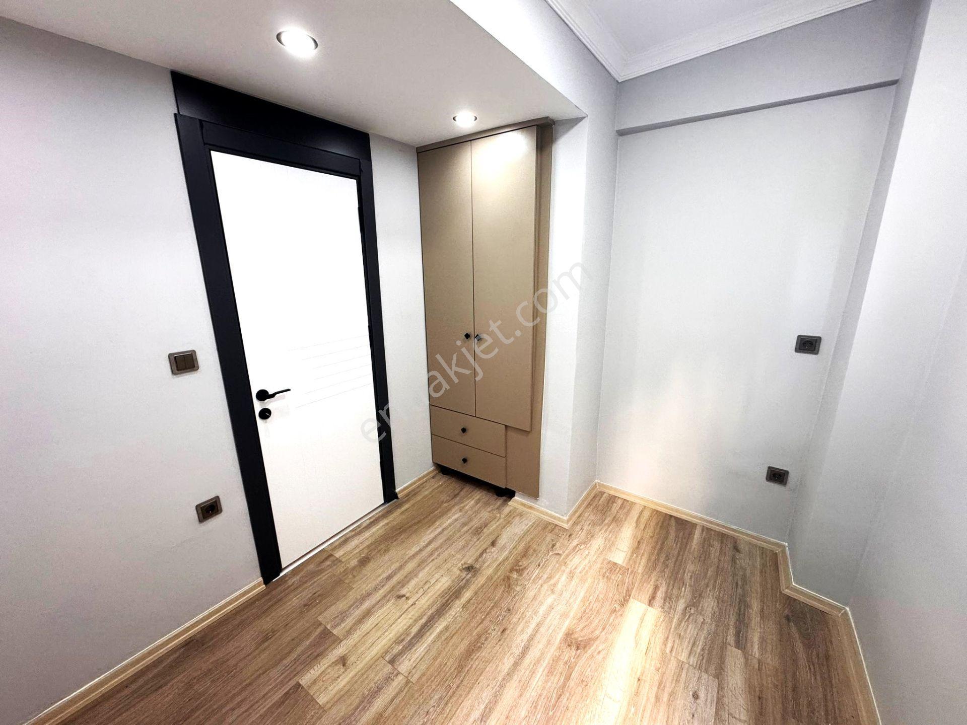 🔊altınoluk Merkez'de🔊aygül'den🔊 Denize Yakın Yüksek Krediye Uygun Giyinme Odalı 2+1 Satılık Daire - Görsel 11