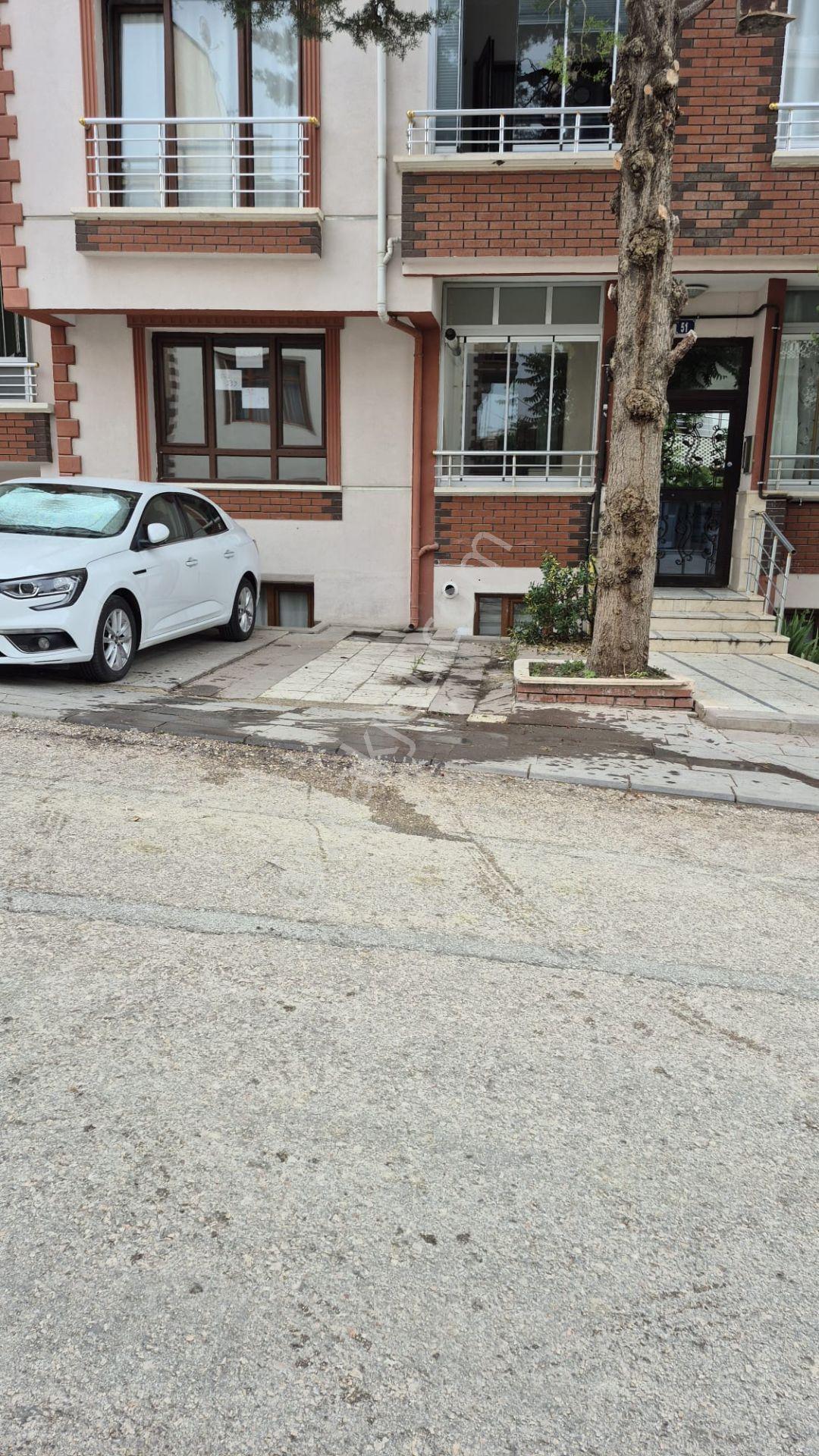 Sahibinden Kök Tapu 4 Oda + 1 Çamaşır Odası Şehir Merkezinde