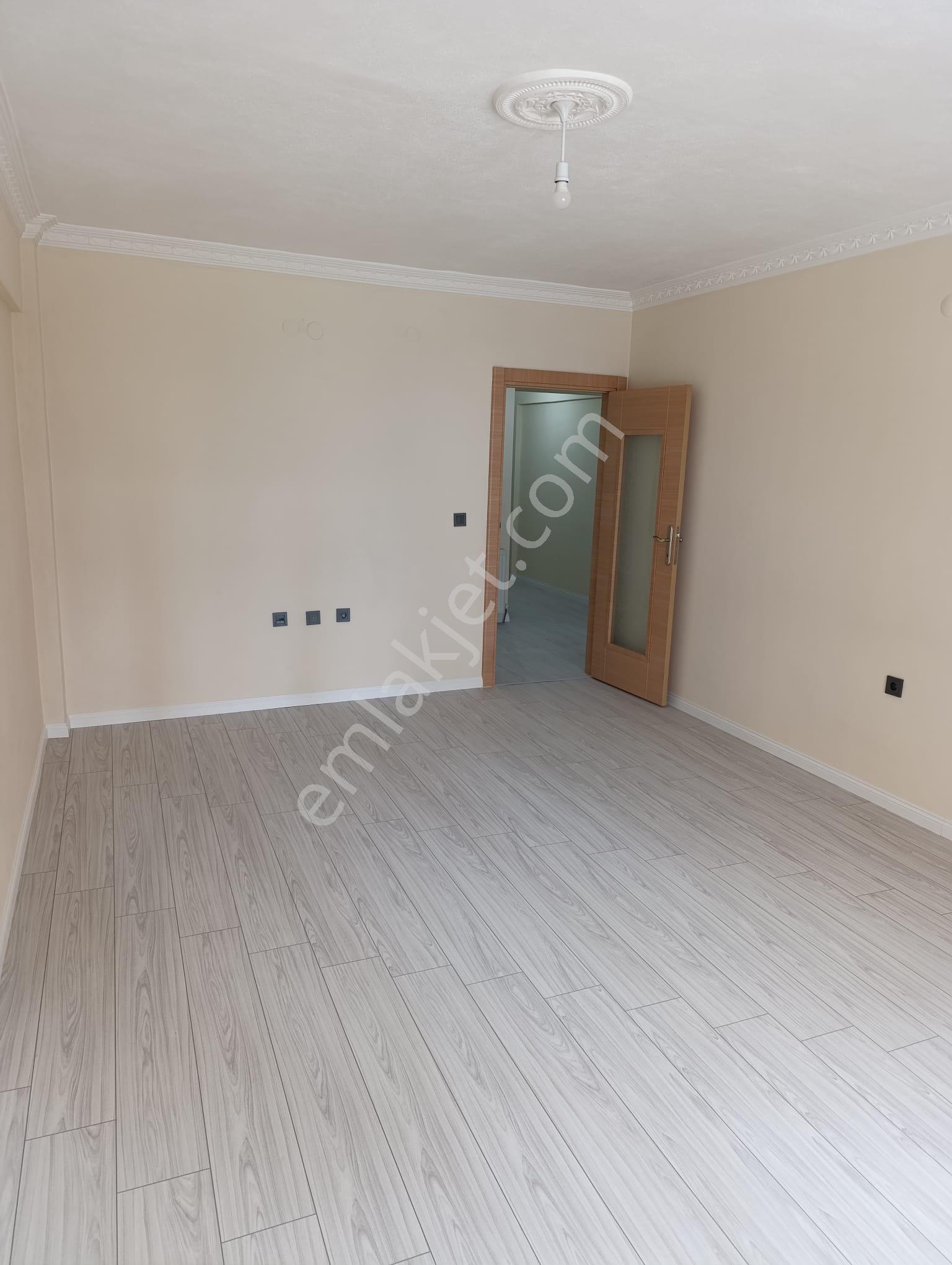 Sahibinden Kök Tapu 4 Oda + 1 Çamaşır Odası Şehir Merkezinde - Görsel 13