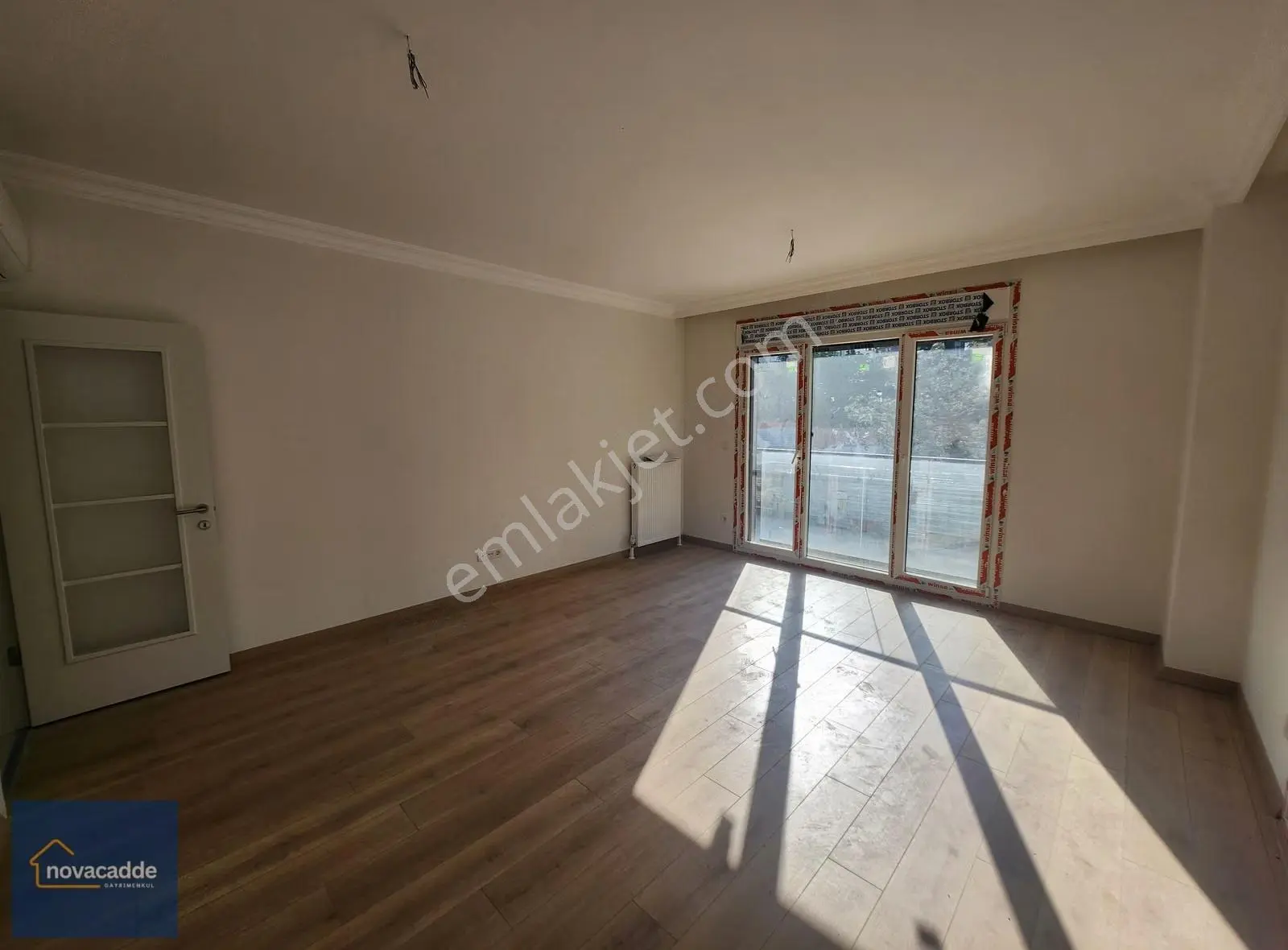 Bostancı Yeni Binada Geniş Mutfak Balkonlu 2+1 Kiralık Daire - Görsel 2