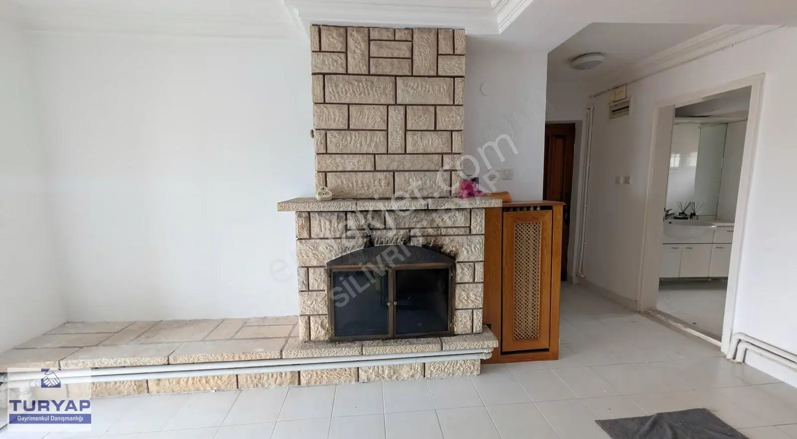 Turyap'tan Silivri'de Denize Sıfır Sitede Eşyalı 4+1 Villa - Görsel 2