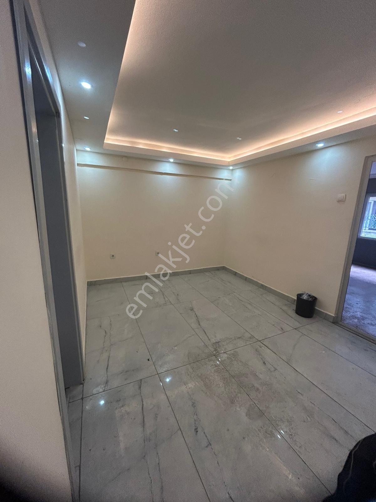 Aydın Merkez Yağcılariçinde 2+0 Satılık Yatırıma Ugun Ofis - Görsel 5