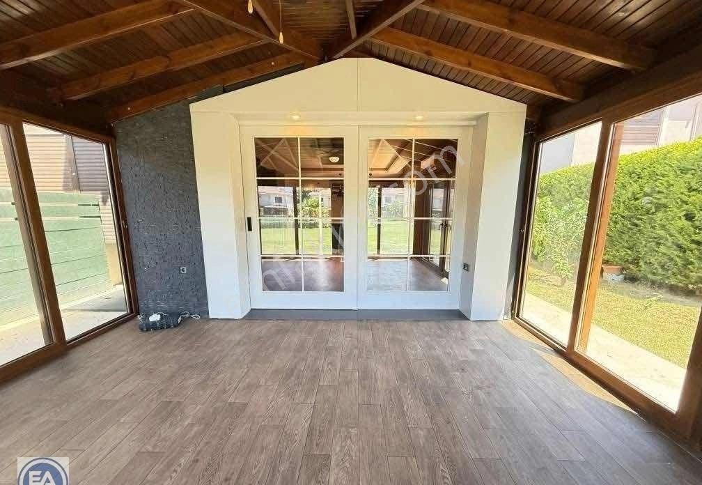 Soğucak Havuzlu Site İçerisinde 3+1 Geniş Villa - Görsel 18