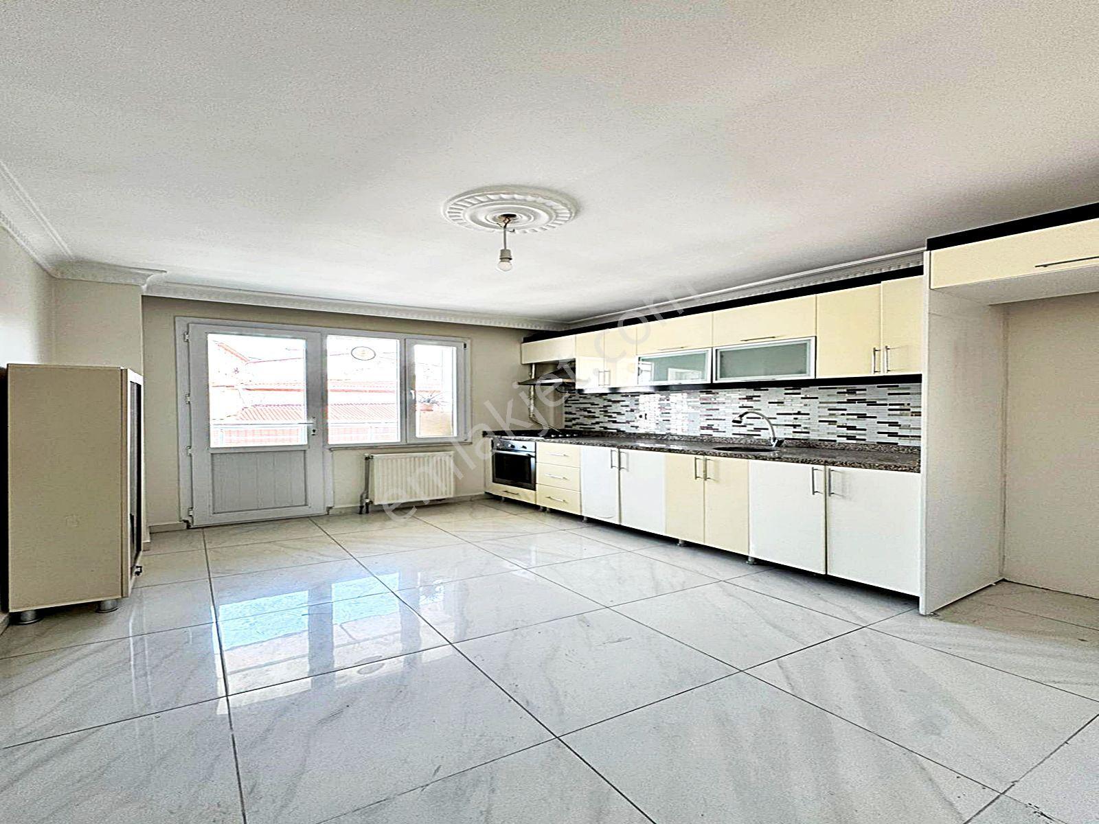 Cadde34 Yapı'dan Üçevler'de Krediye Uygun Asansörlü Yeni Binada Aşiret Paket 3+1 Arakat Daire