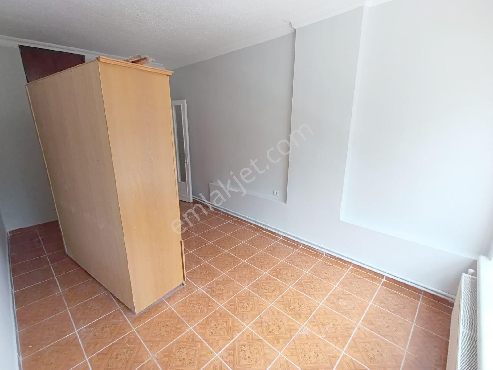 Etlik Şehir Hastanesi Ve Gata Yakını Aşağı Eğlencede 1.katta 3+1 Kiralık Boş Daire - Görsel 10