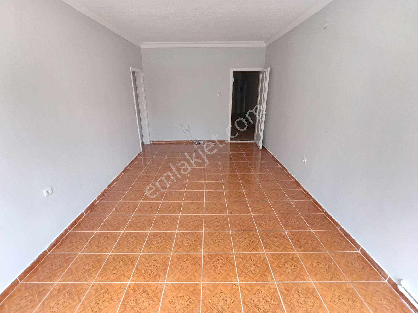 Etlik Şehir Hastanesi Ve Gata Yakını Aşağı Eğlencede 1.katta 3+1 Kiralık Boş Daire - Görsel 3