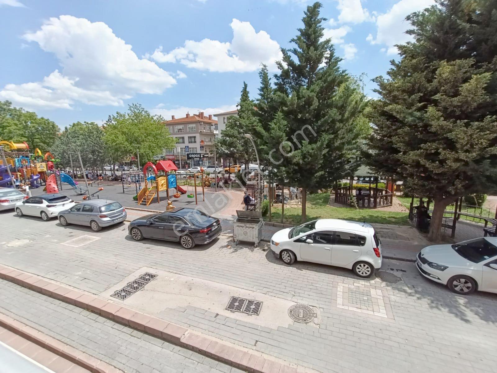 Etlik Şehir Hastanesi Ve Gata Yakını Aşağı Eğlencede 1.katta 3+1 Kiralık Boş Daire - Görsel 21
